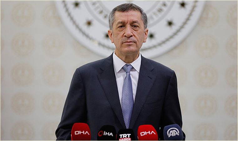 Ziya Selçuk'tan 'EBA' açıklaması