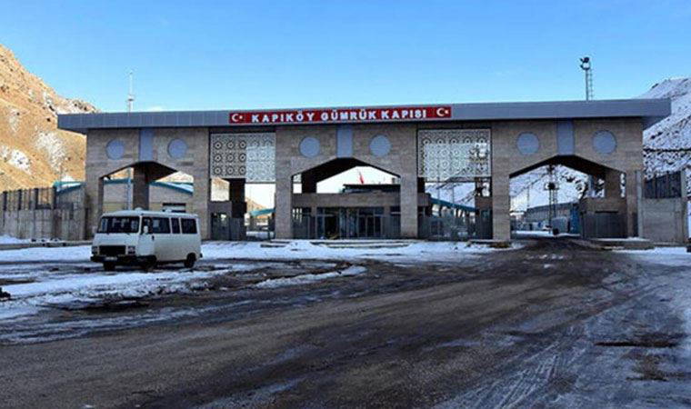 Batı illerindeki sınır kapıları açıkken, Van’daki kapalı. Yatırımlar atıl kaldı