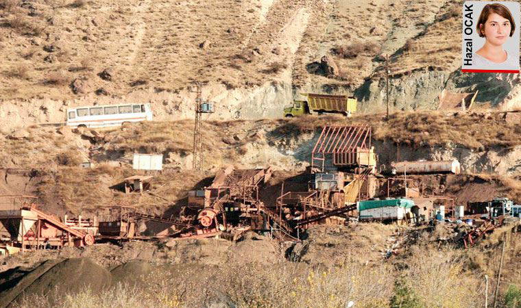 Malatya Hekimhan sakinleri madene karşı mücadele ediyor
