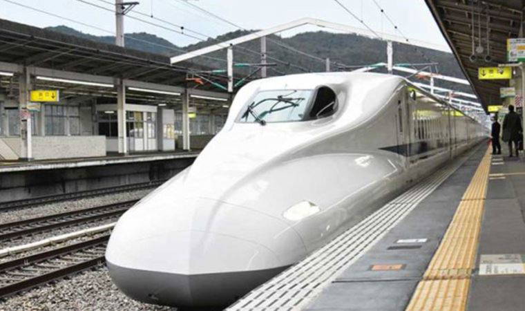 Japonya’da tren seferleri askıya alındı