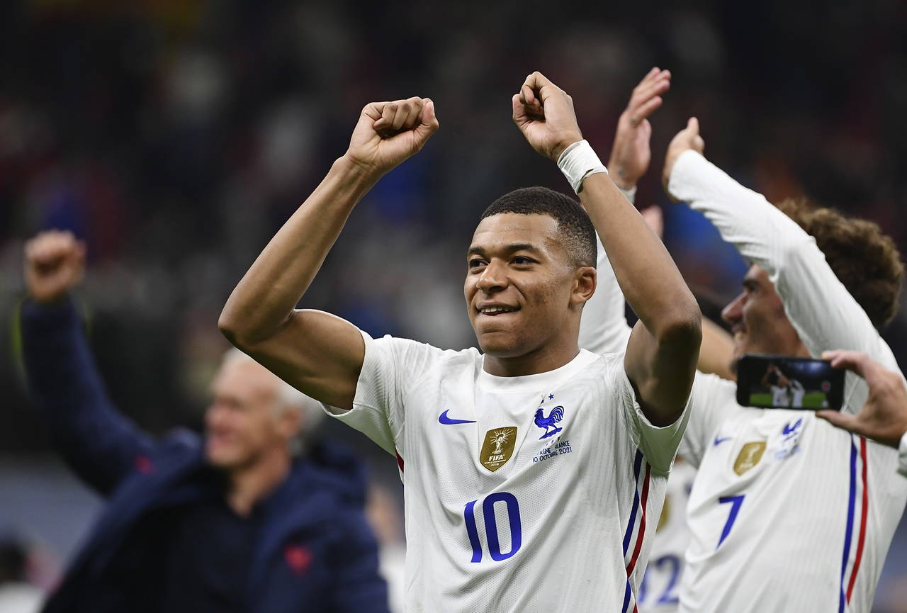 Uluslar Ligi finalinde Mbappe'nin pozisyonu tartışmalara sebep oldu