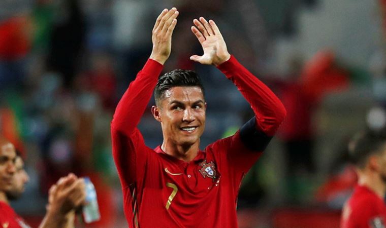Cristiano Ronaldo, milli takımda bir rekoru daha geride bıraktı