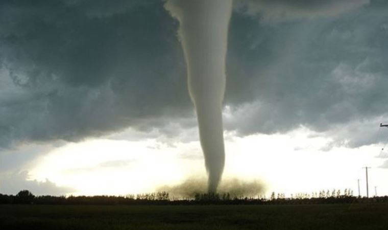 Meteoroloji'nin son hava durumu raporu: Şiddetli yağış ve hortuma dikkat!