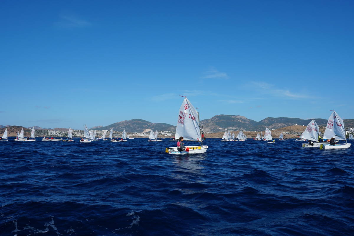 9. Bodrum Uluslararası Optimist Yarışları başladı