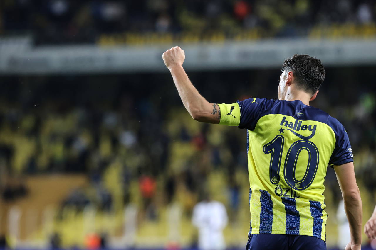 Fenerbahçe'nin yıldızı Mesut Özil, doğum gününe özel açıklamalarda bulundu