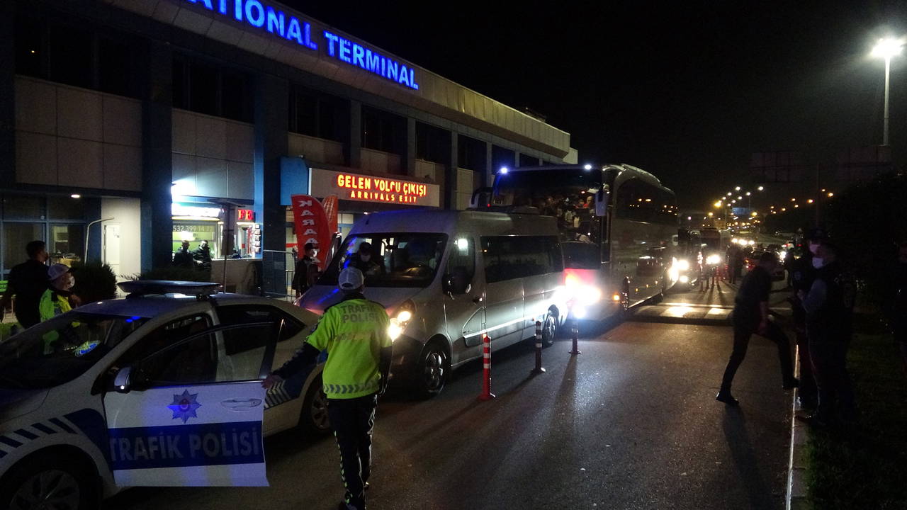 Trabzonspor-Fenerbahçe maçı öncesi gerginlik çıktı