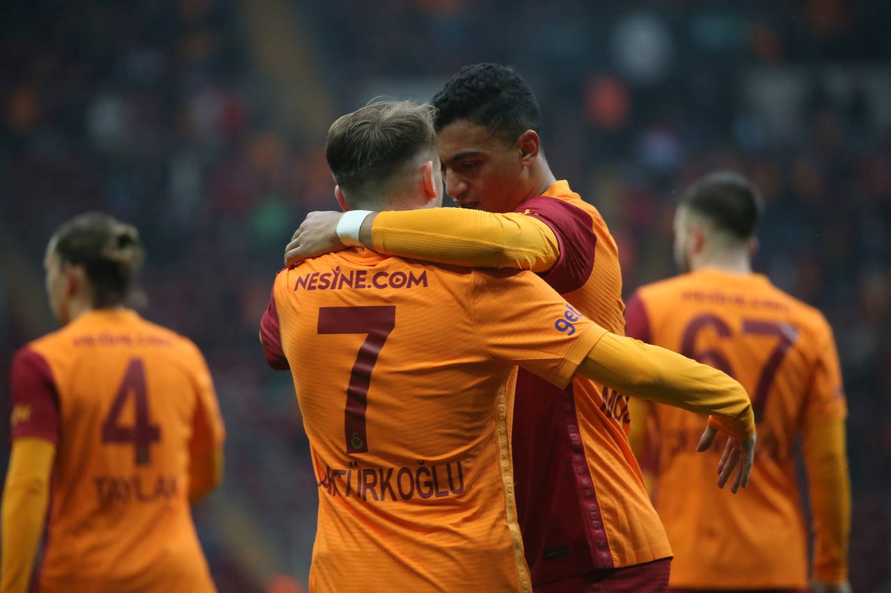 Galatasaray, Mohamed ile 3 puanı aldı! Galatasaray 1-0 Konyaspor
