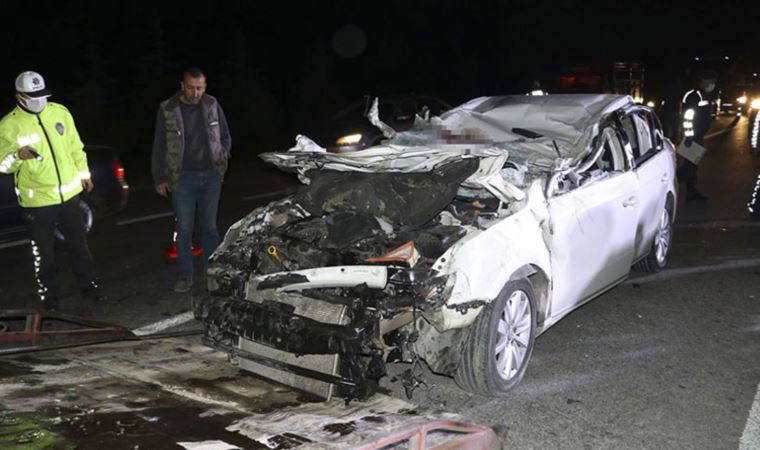 Emekli emniyet müdürü ve oğlu kazada hayatını kaybetti