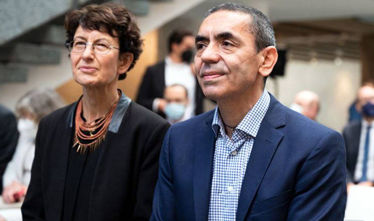 Özlem Türeci ve Uğur Şahin’den Covid-19 müjdesi: Tamamen durduracak