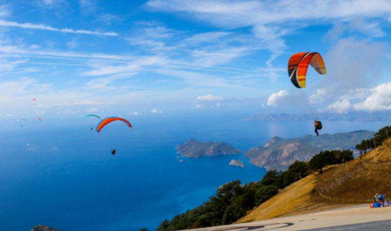 Yamaç paraşütünün en iyi pilotları Fethiye'de buluşacak
