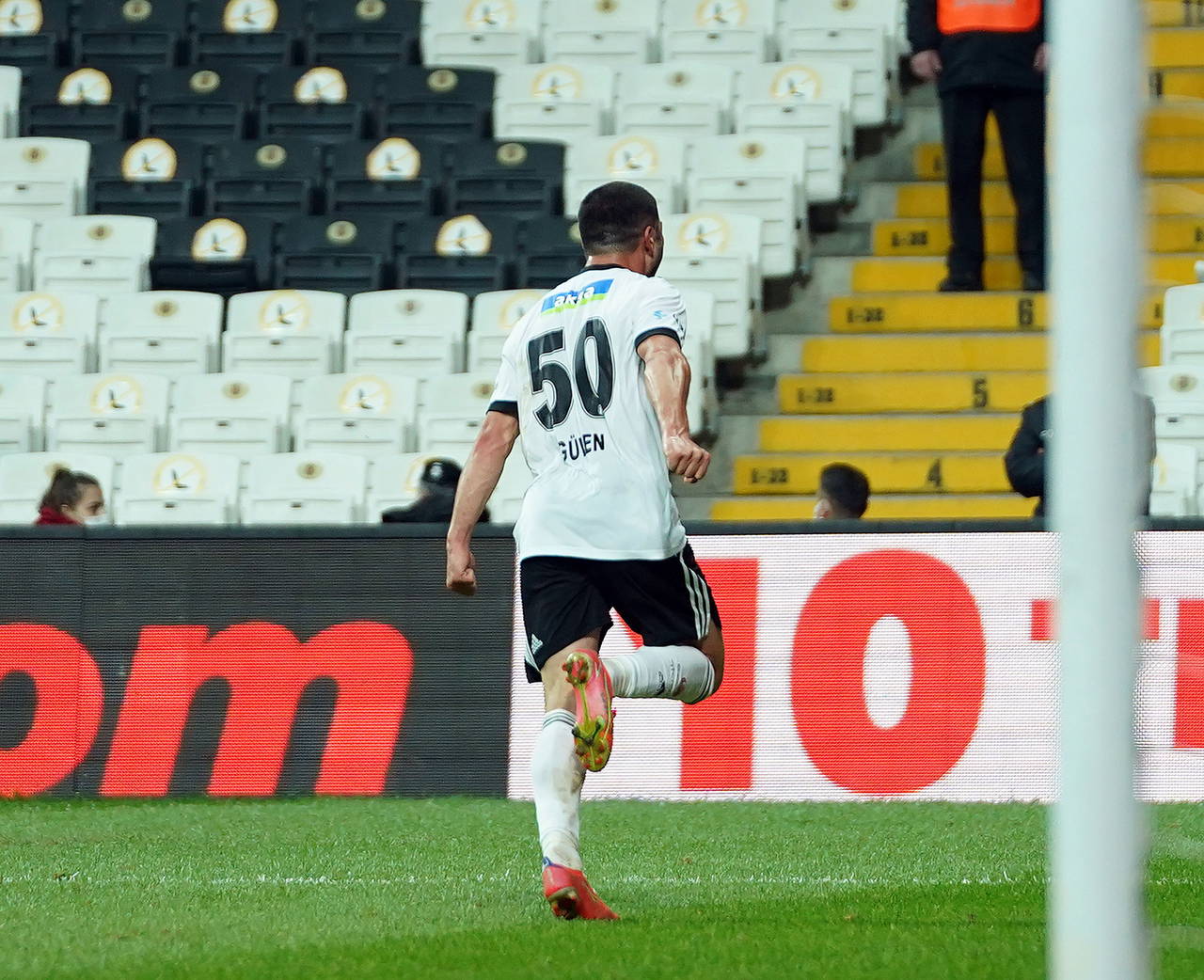 Beşiktaş, evinde Sivasspor'u mağlup etti! Beşiktaş 2-1 Sivasspor