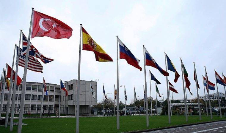 Son dakika... NATO ilk kez yapay zeka stratejisi geliştirme konusunda anlaştı