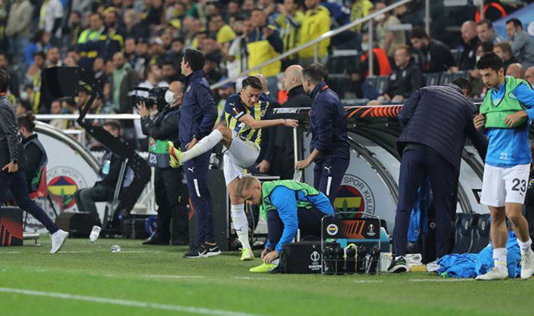 Mesut Özil'den oyundan çıkarken gösterdiği tepki ile ilgili açıklama