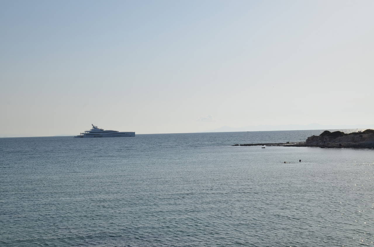 Bill Gates’in yatı Didim açıklarında demirledi