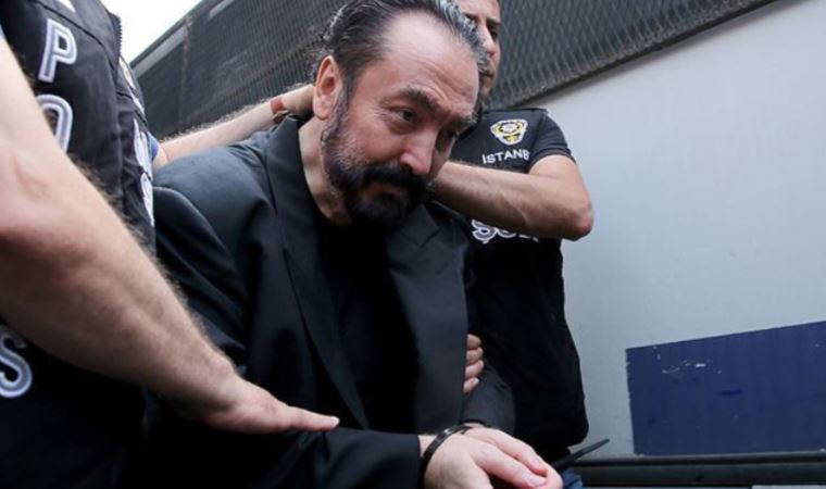 Adnan Oktar cezaevinde imaj değiştirdi