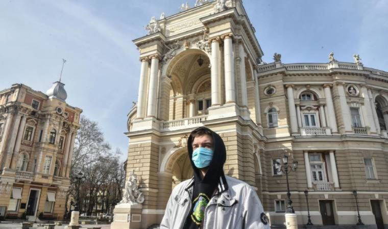 Ukrayna'da Covid-19 salgınında "günlük en yüksek ölüm sayısı" gerçekleşti