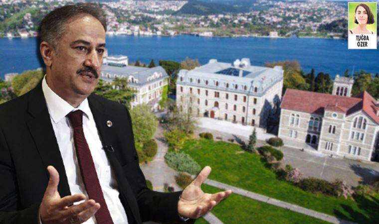 REKTÖR ÖĞRENCİLERİNDEN KORKTU