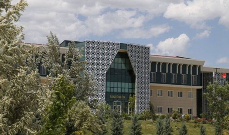Aksaray Üniversitesinde doçentlik belgesi sahte çıkan öğretim üyesi gözaltına alındı