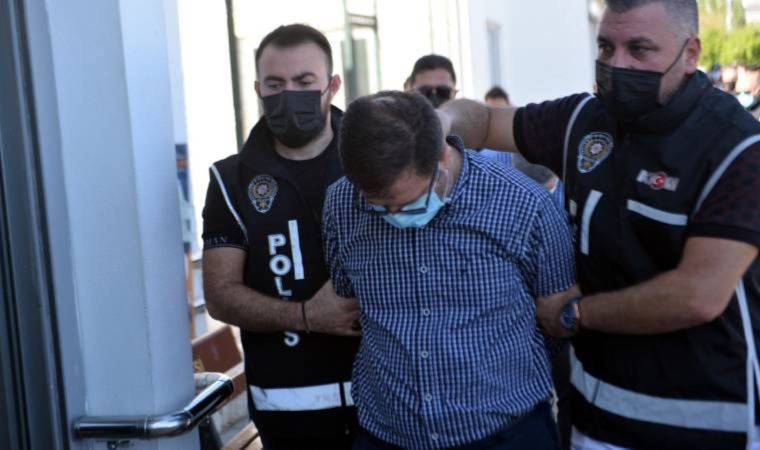 Yolsuzluktan tutuklanan milli eğitim müdürünün 1 kilo altınla kaçarken yakalandığı ortaya çıktı