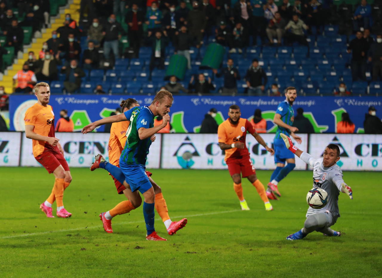 Galatasaray, Rizespor'u 3-2 yendi! Çaykur Rizespor 2-3 Galatasaray