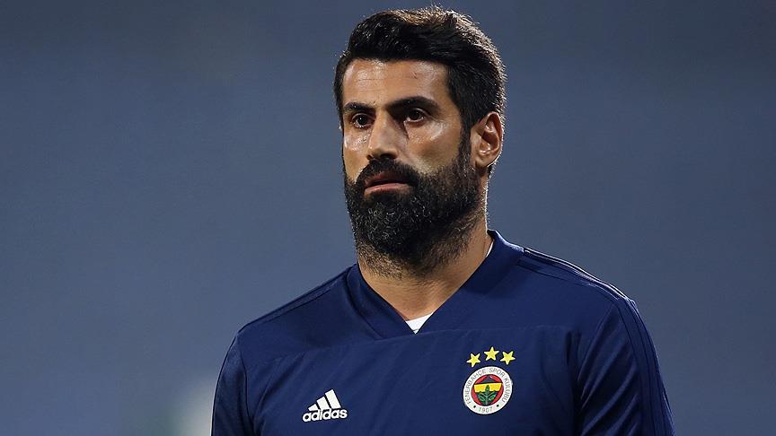 Fenerbahçeli taraftarlar, Volkan Demirel'in paylaşımına büyük tepki gösterdi