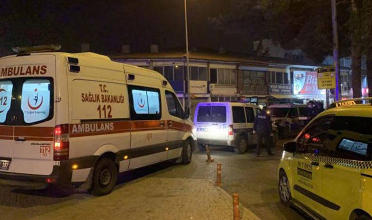 Belediye otobüsü ile otomobil çarpıştı