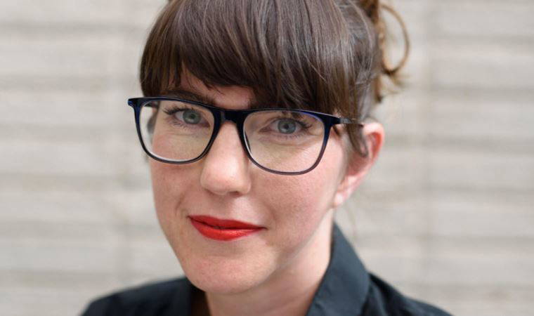 'Kendime Notlar' kitabının yazarı Emilie Pine: 'Kendime hesap verdim ve cesur hissettim!'