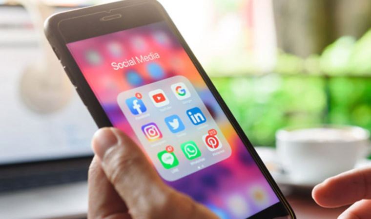 WhatsApp, Facebook ve Instagram çöktü; kişisel bilgiler çalınmış olabilir