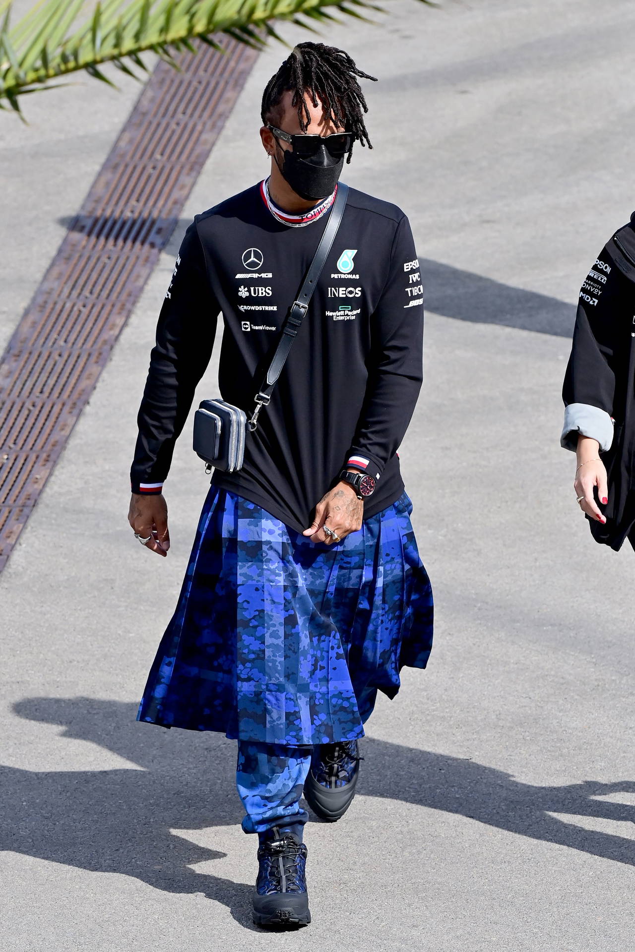 F1 piltotu Lewis Hamilton, Türkiye'de tarzıyla dikkat çekti