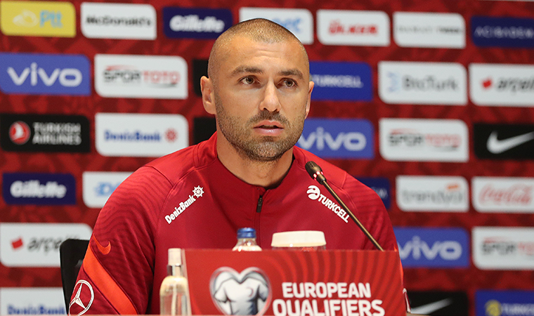 A Milli futbolcu Burak Yılmaz, Norveç maçı öncesi açıklamalarda bulundu
