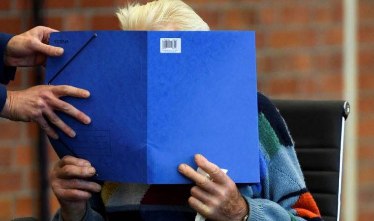 100 yaşındaki eski Nazi subayı Almanya'da yargıç karşısında: '3518 cinayete yardımcı oldu'