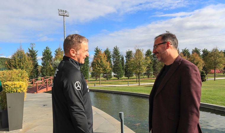 Bakan Kasapoğlu'ndan Stefan Kuntz'a ziyaret