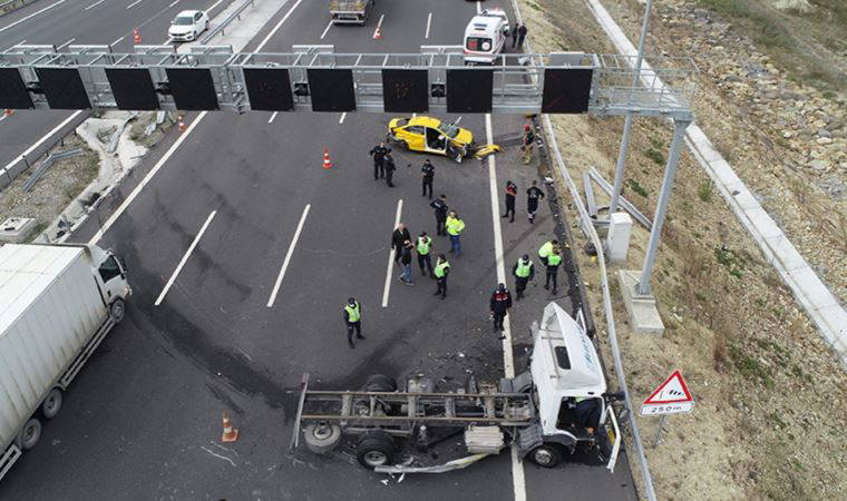 Kuzey Marmara Otoyolu'nda korkunç kaza (08.10.2021)