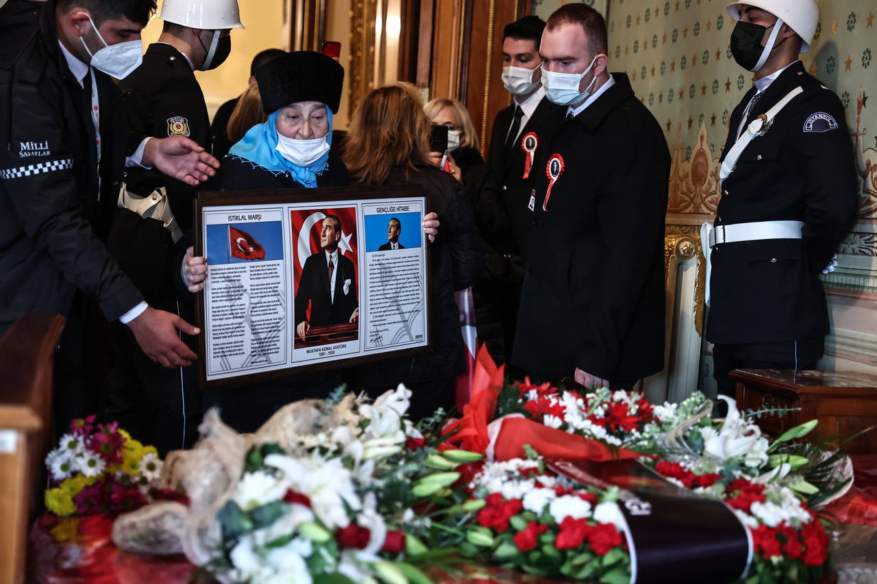 Dolmabahçe Sarayı'nda 10 Kasım