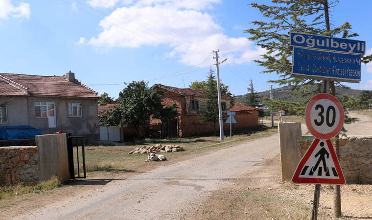 Gelenin açtığı, gidenin kapattığı 'kapılı' köy