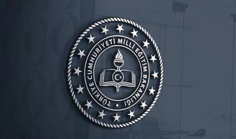 Son dakika... MEB duyurdu: 18 yaş ve üstü açık öğretim lisesi öğrencileri için 8 dönem şartı kaldırıldı