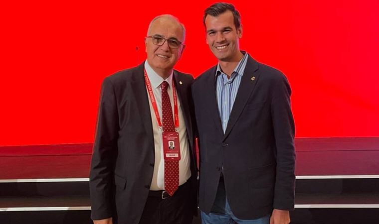 A Milli Erkek Voleybol Takımı'nın menajeri Onat Kurt oldu