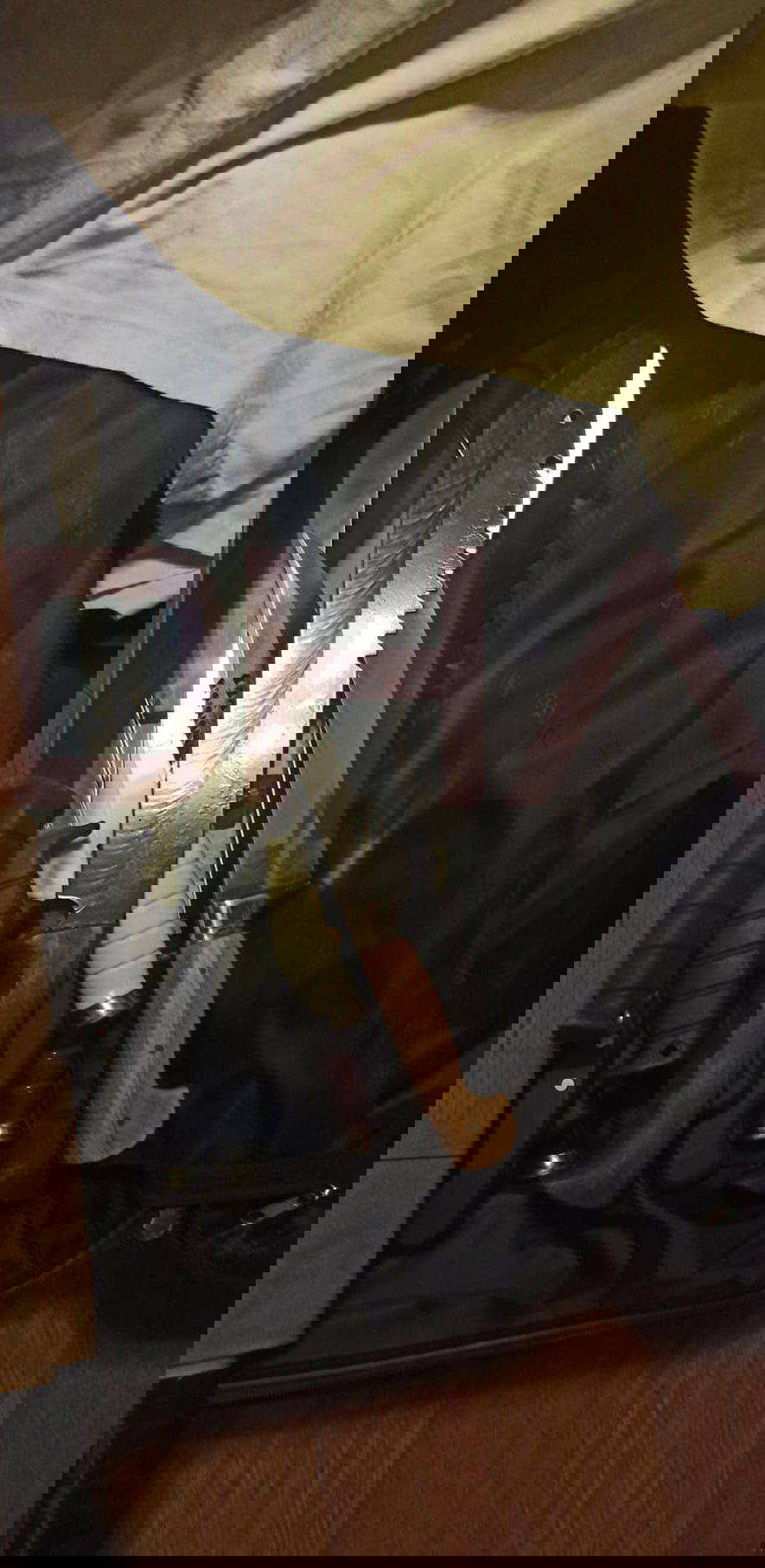 Samuray kılıçlı saldırganın evinde yeni kılıçlar bulundu