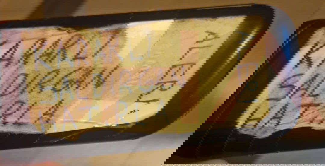 Samuray kılıçlı saldırganın evinde yeni kılıçlar bulundu