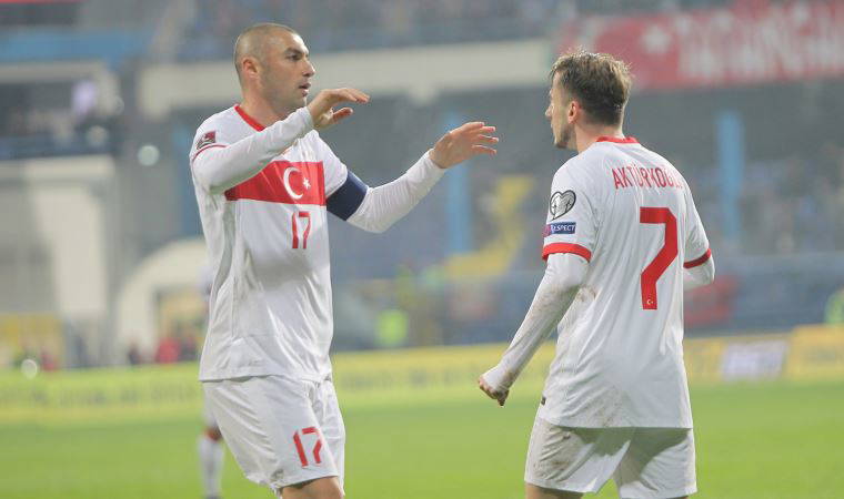 Kuntz'dan 11'e Karadağ ayarı!