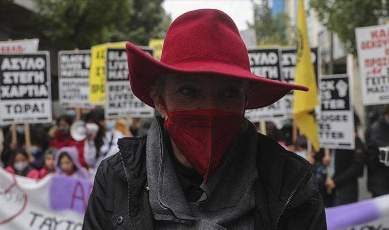 Miçotakis'le tartışmıştı: Hollandalı gazeteci Yunanistan'ı terk etme kararı aldı