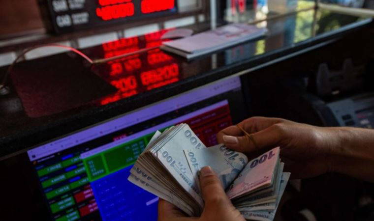 Bloomberg’den çarpıcı faiz yorumu: Türk lirasının istikrarı pahasına...