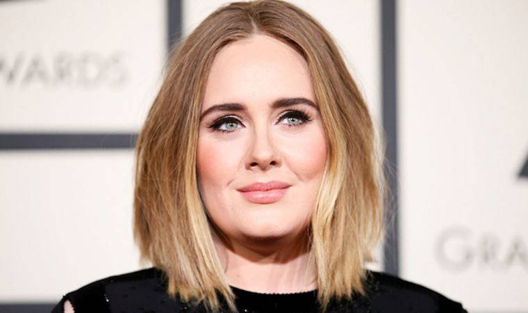 Adele'in yeni albümü '30' yayınlandı