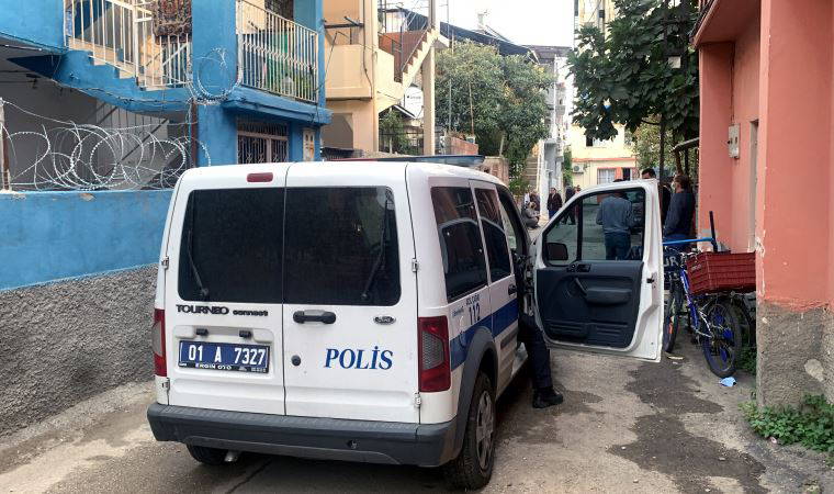 2 haftadır haber alınamıyordu, evinde ölü bulundu