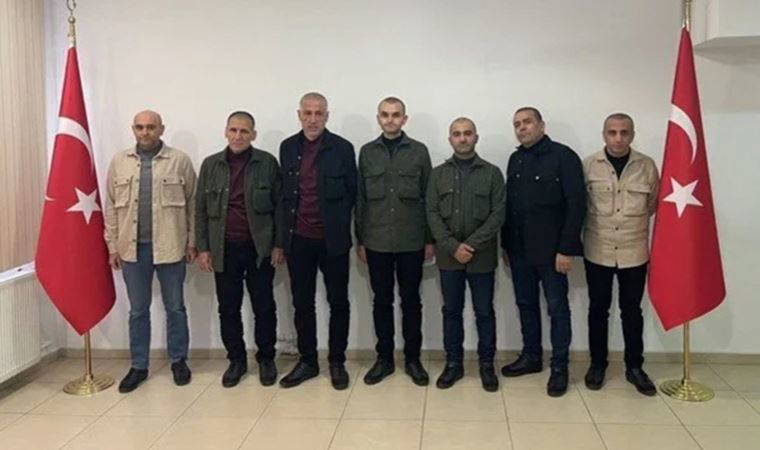 Libya'da 2 yıldır alıkonulan 7 Türk yurda getirildi