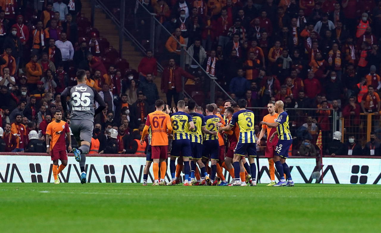 Rıdvan Dilmen'den Galatasaray eleştirisi: Bu golü 1-0 önde olan takım yemez