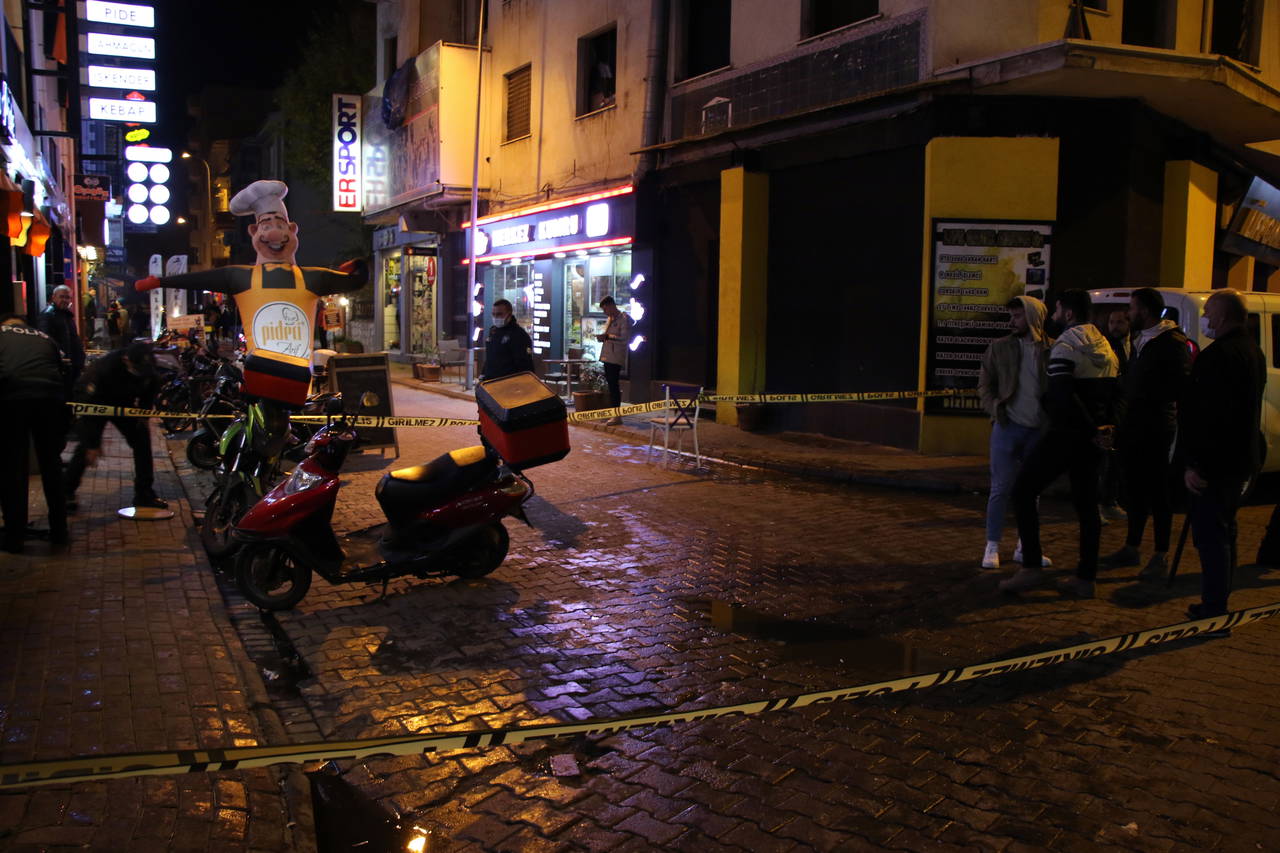 Uşak'ta derbi sonrası kavga çıktı, 2 kişi yaralandı