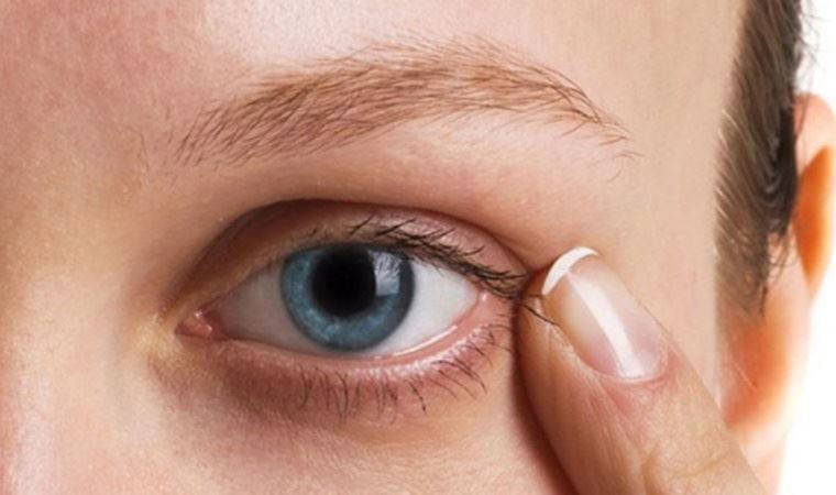 Covid-19 hastalarına 'şaşılık' uyarısı