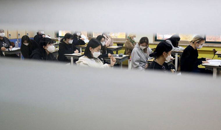 Yurt dışındaki Türk öğrenciler krizi büyüyor