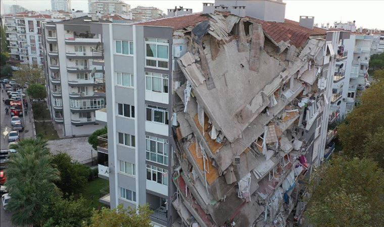 İzmir depremzedelerden 'kredi' çağrısı: 'Çadır kuracağız'